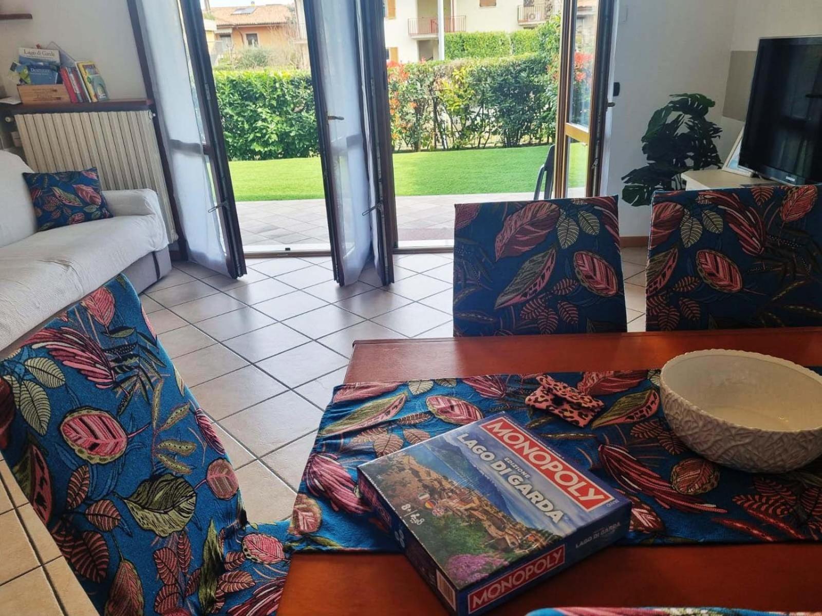 Luminoso Trilocale Con Piscina E Giardino Privato Apartment Desenzano del Garda Ngoại thất bức ảnh